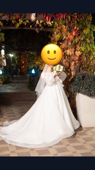 Продается Шикарное свадебное платье