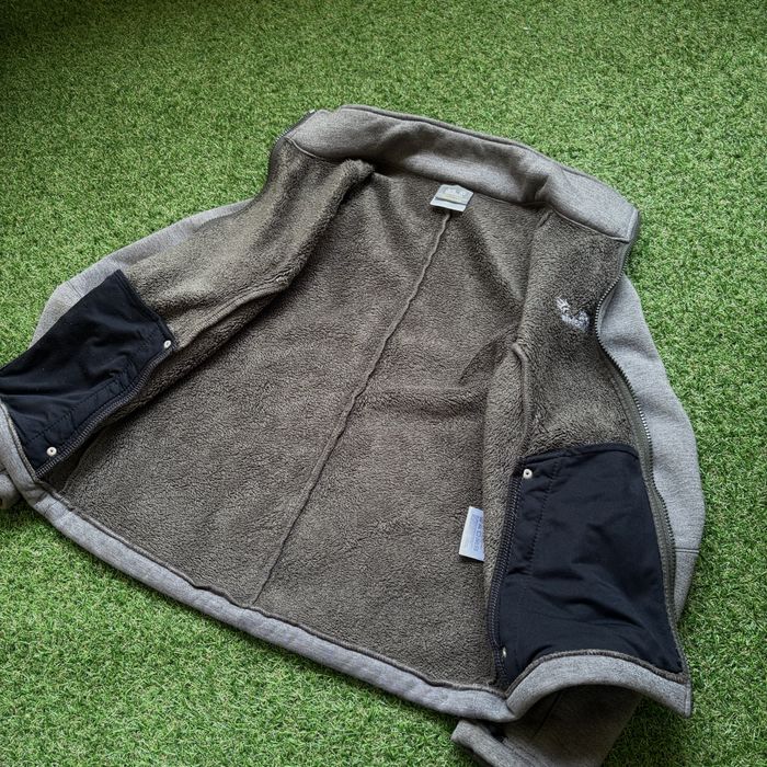 Дамски якета и горници JACK WOLFSKIN, G-STAR, BENETTON