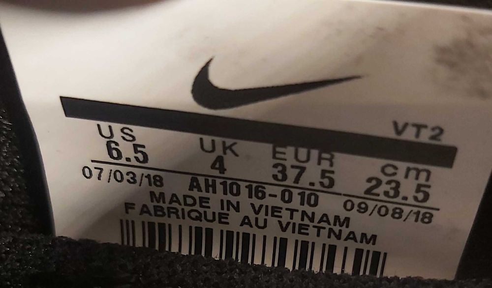 Nike Odyssey React Flyknit 2 - Номер 37.5