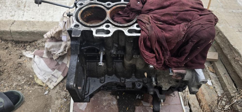 Двигател форд Ц макс 2011