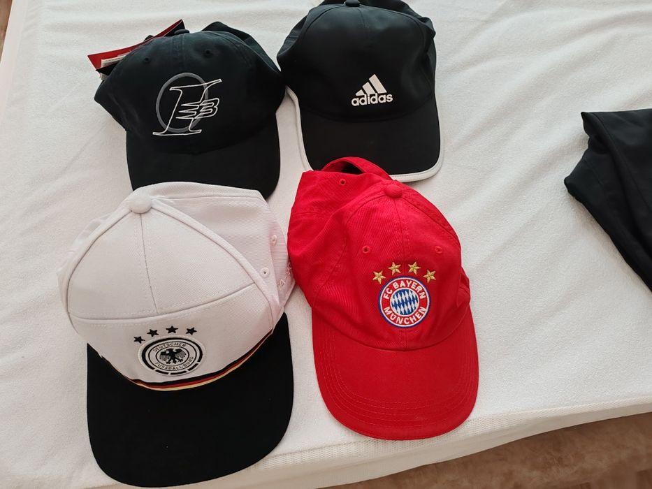 Шапки Adidas Reebok