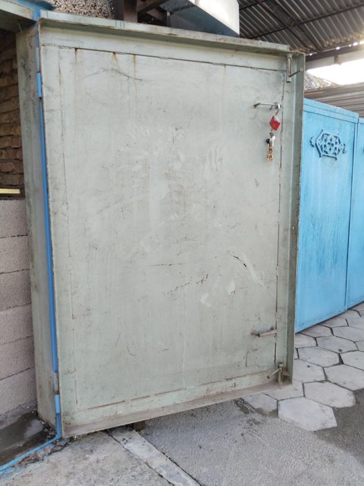 Продам гаражные ворота