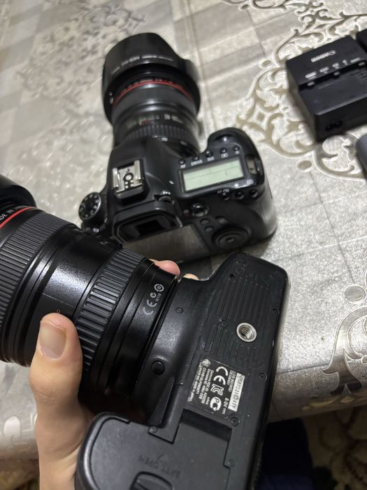 CANON 6d lar sotiladi