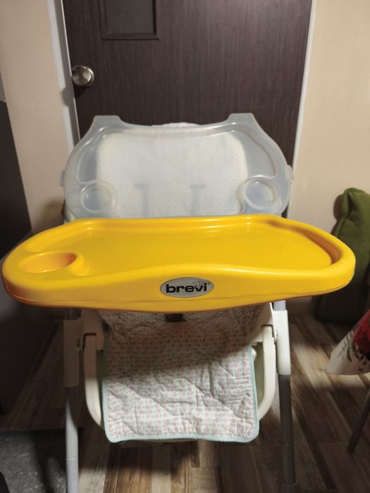 Стол за хранене от 1 до 5 годишна възраст Brevi + подарък