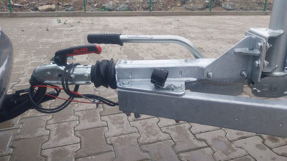 Remorca vezeko noua 4.2 X 2.15 M