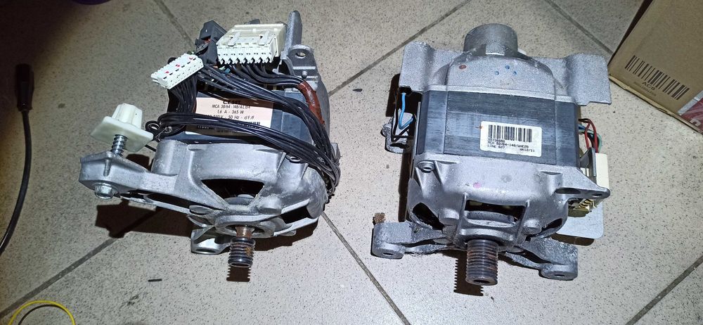 Motor mașină spălat