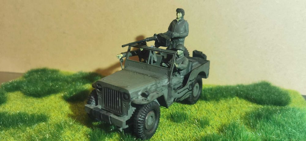Jeep Willys MB с екипаж - Втората световна война