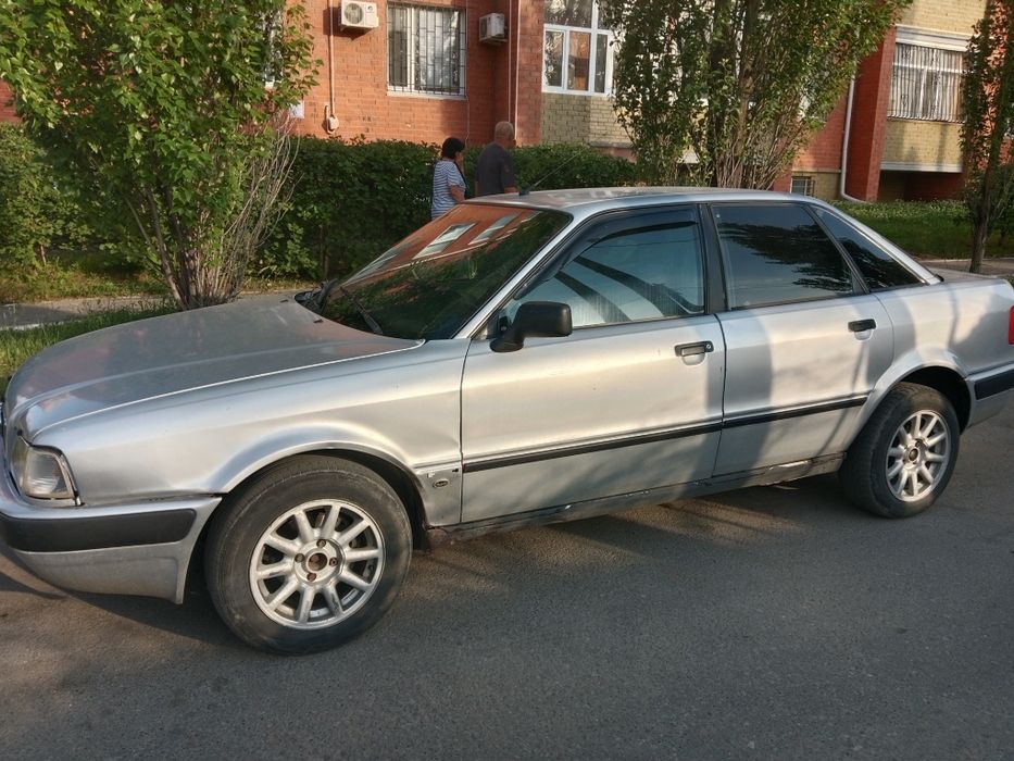 Продам Ауди 80 б4
