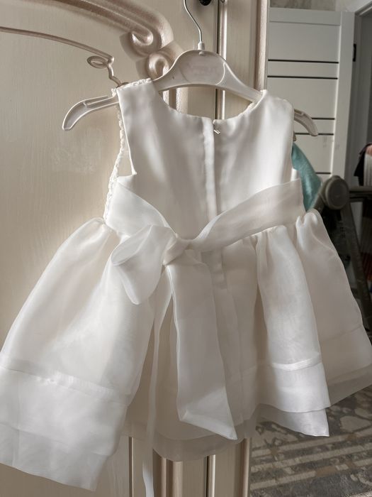 Продам детское красивое платье