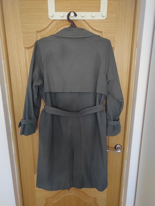 Продам тренч Gloria Jeans