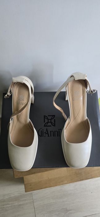 Обувки Gianni shoes