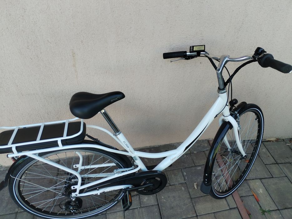 Bicicleta electrica dama 2022