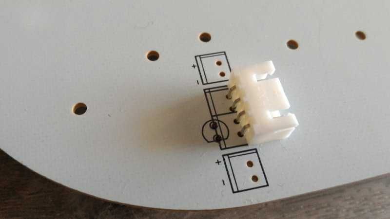 LED осветително тяло със Wi-Fi сензор