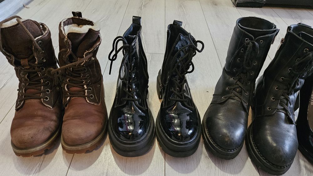 Продам 5 пар женской обуви