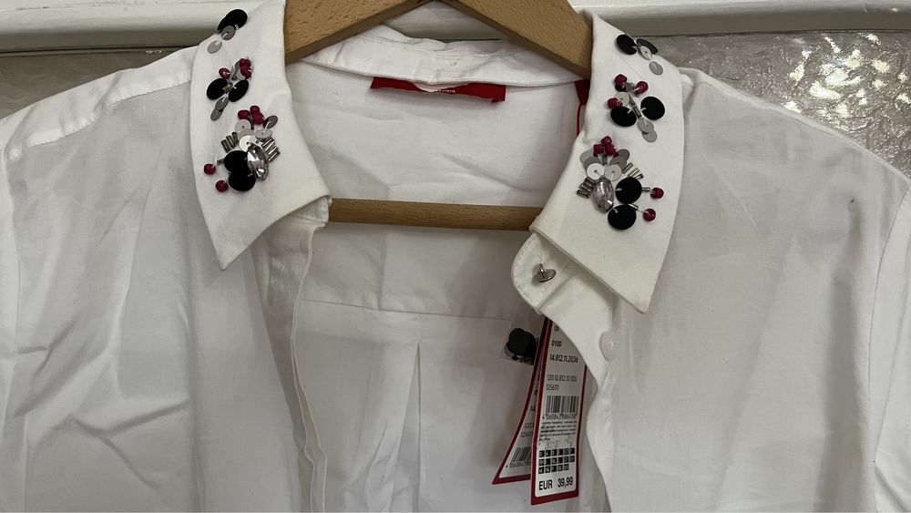 Риза Soliver и жилетка Mohito