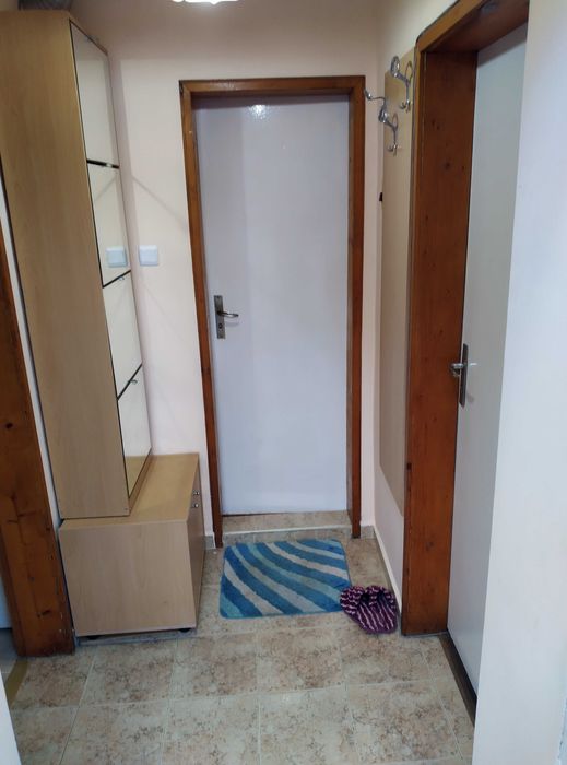 Дава се под наем Етаж от къща в Варна, Базар Левски - 55 кв.м за 306 € - Снимка #7