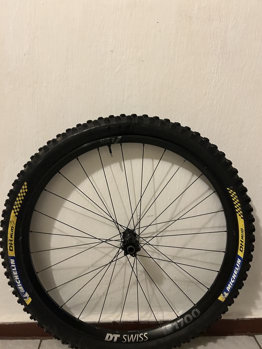 Janta dt swiss E1700 pe 27,5 - cu 2 cauciucuri michelin