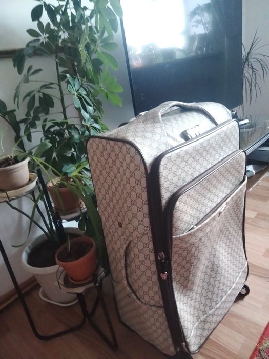 Клетка для птиц и сумка переноска