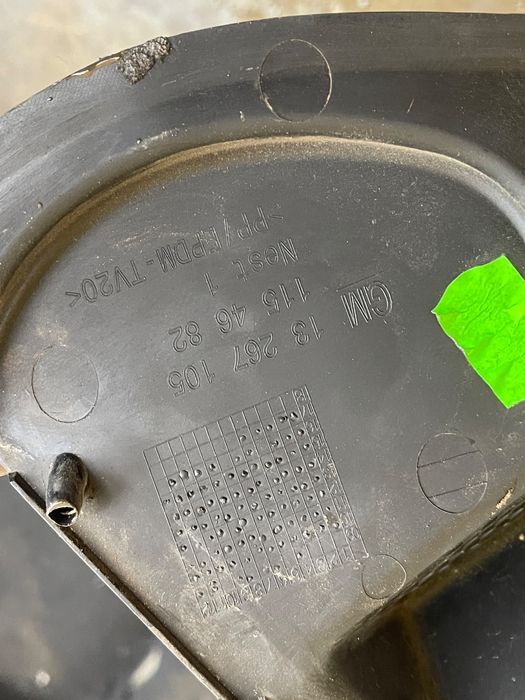 Grila Stergatoare Opel Astra J Saloon 2012 - > 13267105