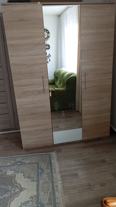 Продам тахто шкаф стол диван