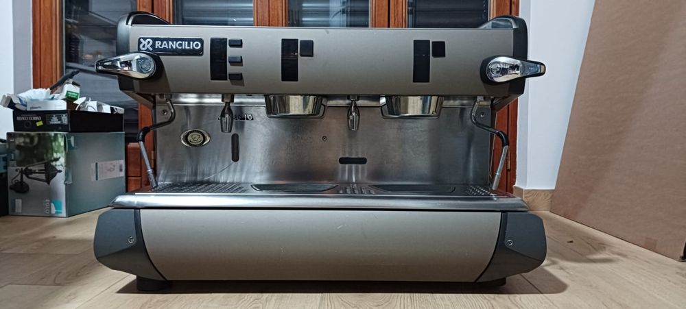 Rancilio classe 10 две групи кафемашина професионална
