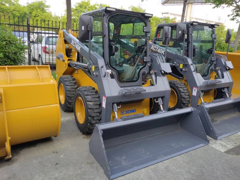 Услуга мини погрузчик с ковшом и вилкой на долгосрочной основе.
Bobcat