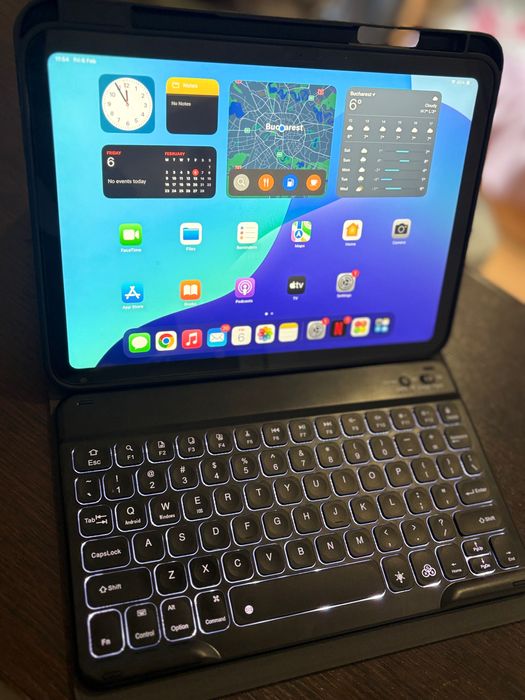 I pad ( 10th Generation)