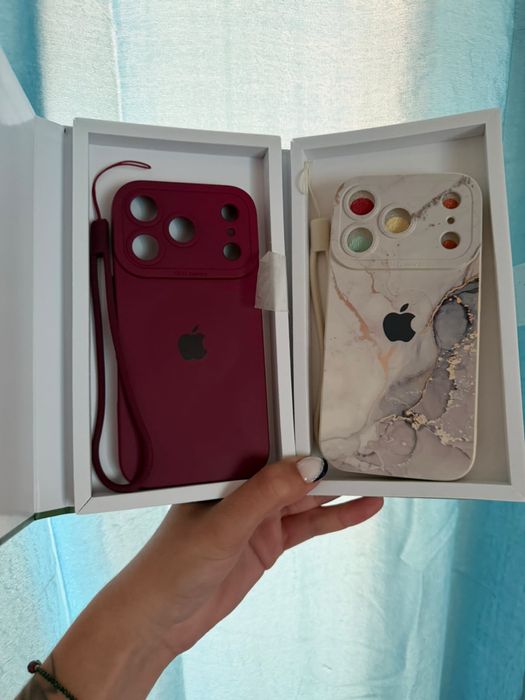 Калъфи за Iphone 17 Pro Max