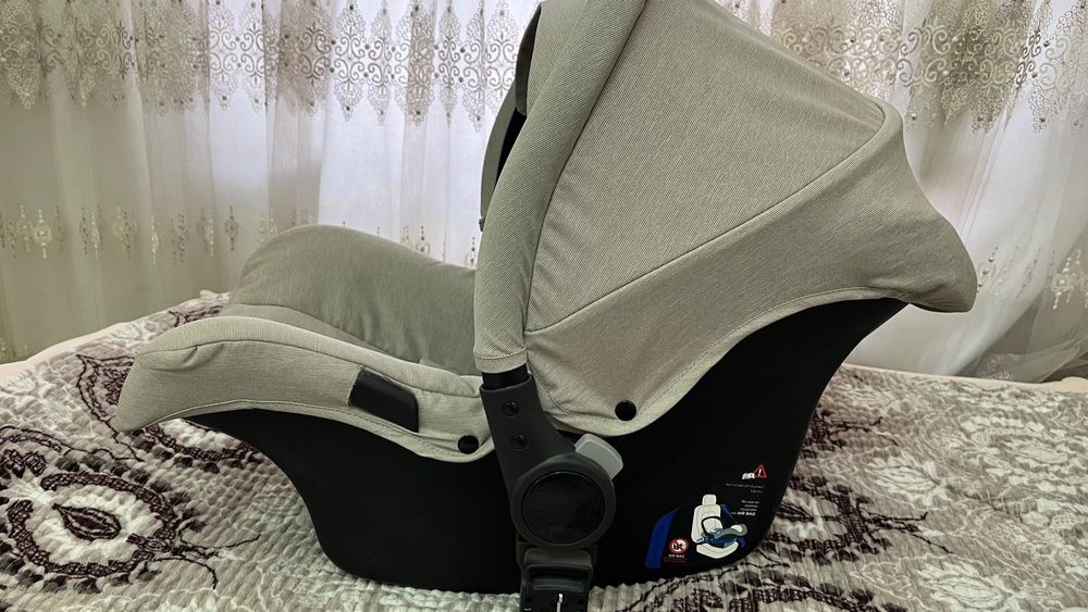 Детское автокресло