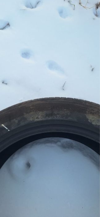 Продам резину 245/50 R20
