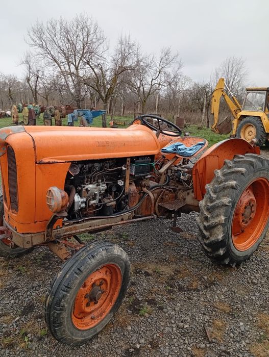 Vând tractor fiat 312