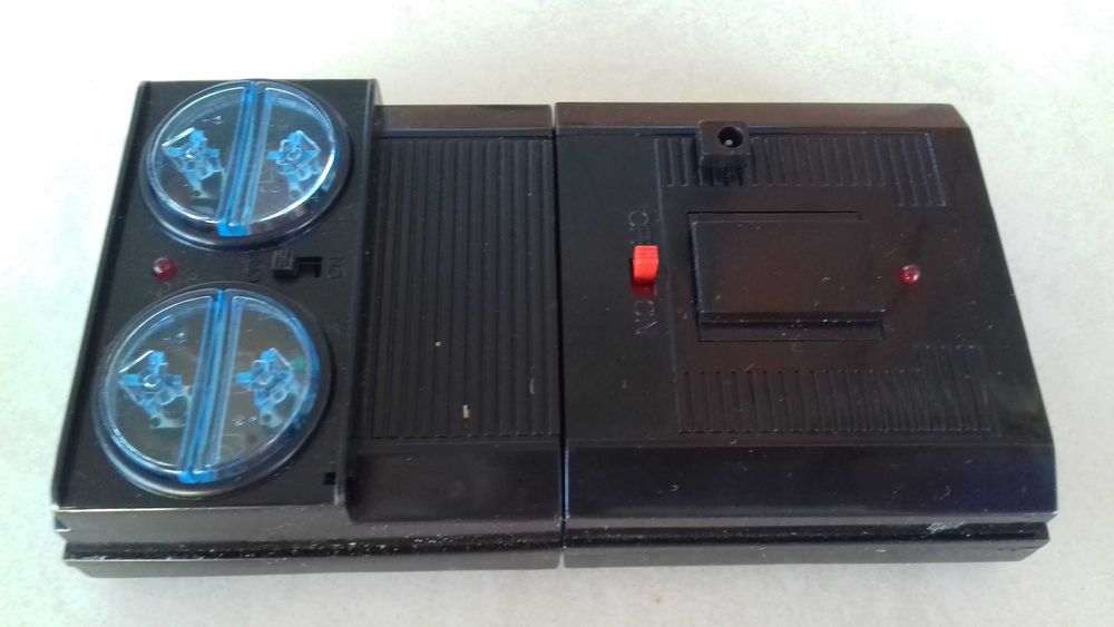 Ретро радиоуправляема лодка