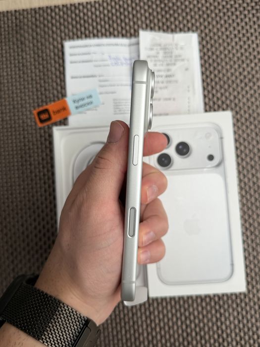 НОВ! *ЛИЗИНГ* iPhone 17 Pro 256Gb Silver 24М ГАРАНЦИЯ