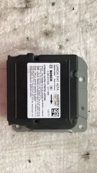 Calculator airbag Alfa Romeo Giulietta cod 50520767 , 0285010935 , 0 285 010 935