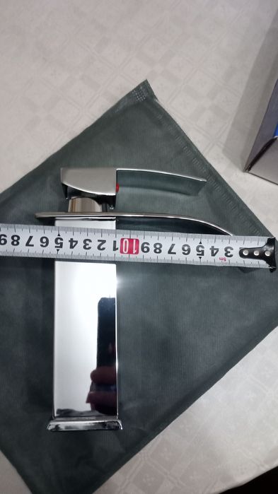 Смесител за баня за мивка