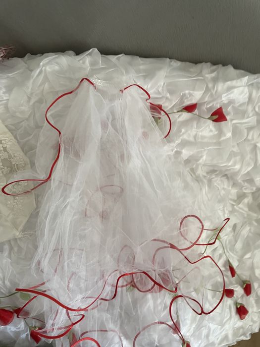 Продам свадебное платье район Кошкарбаева