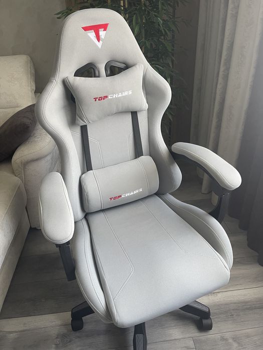 Продам игровое кресло