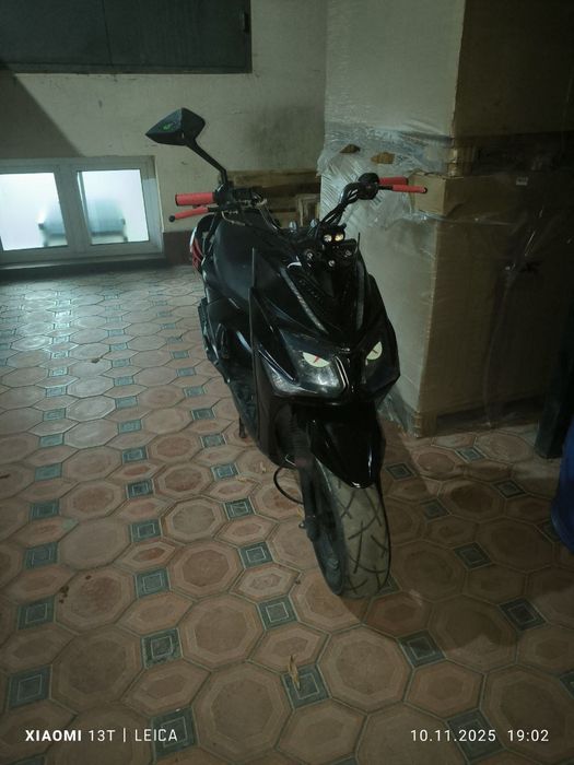 Skuter samuray sotiladi