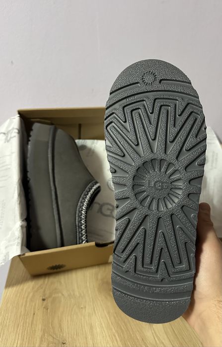 Ugg Tazz Grey.