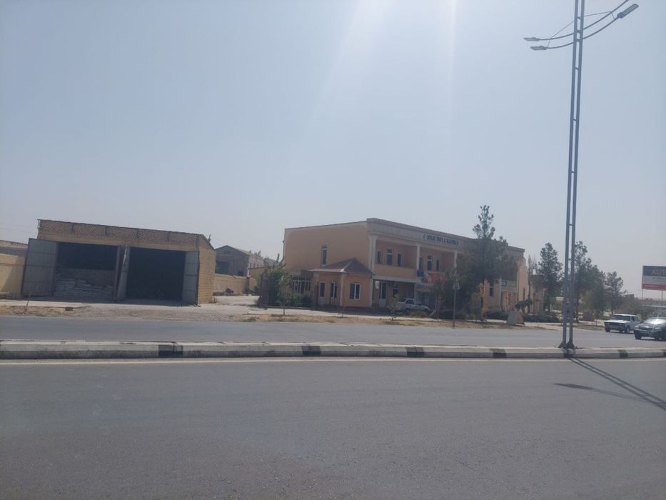 2 каватли бино, 17 сотих ховлиси, 3 та склад, Шахрисабз шахар, Станция