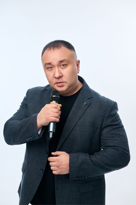 Тамада, ведущий Рустем