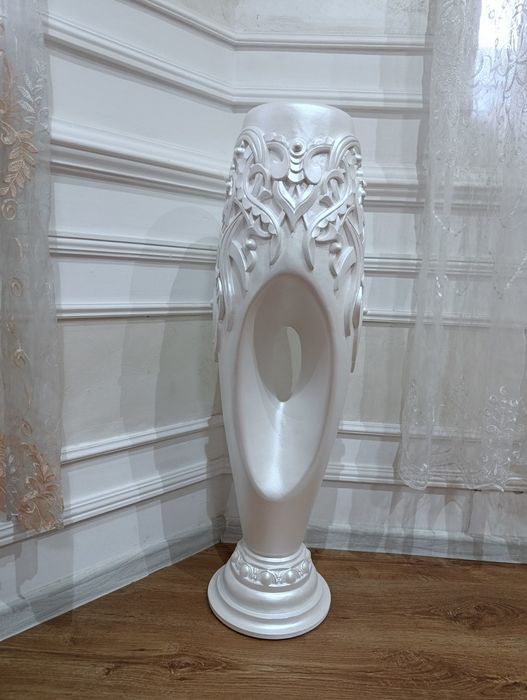 Декоративная Ваза