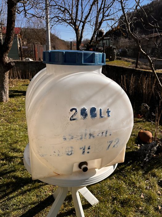 Резервоар за вода 200литра