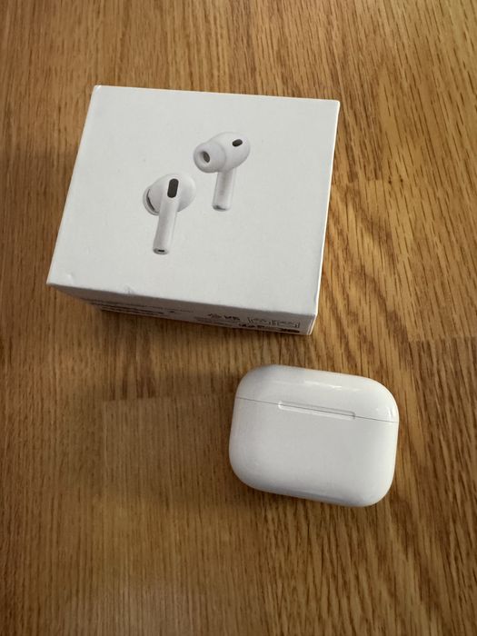 Casti AirPods Pro 3