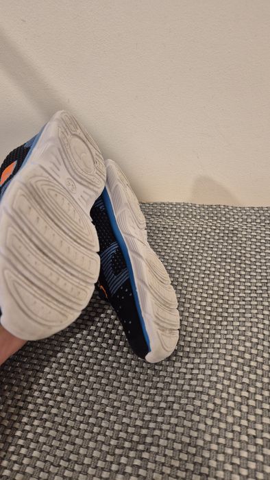 Adidași elefanten mărimea 24 ca noi usori