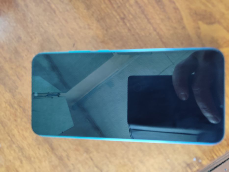 Продам смартфон Редми 9С