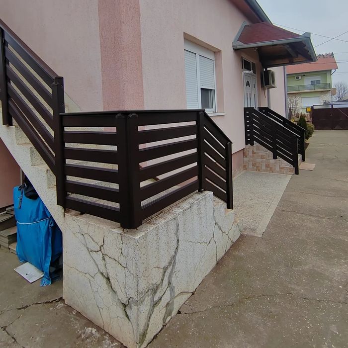 12 ЛВ.Продавам PVC профили за огради!!ЦЕНА 12 лв за л.м