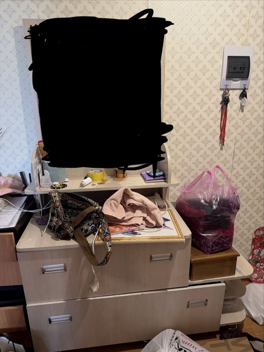 продам прихожую