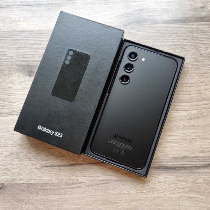 Galaxy S23 8GB/128GB Как Новый!