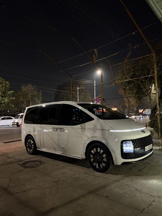 Срочна Staria сотилади